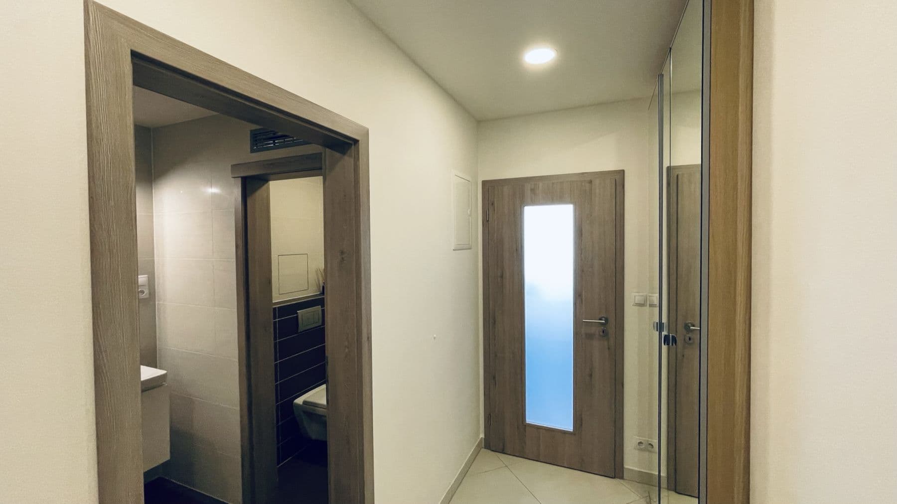 Pronájem bytu 1+kk 34 m², Petrohradská, Praha, Praha Pronájem bytu 1+kk 34 m², Petrohradská, Praha, Praha