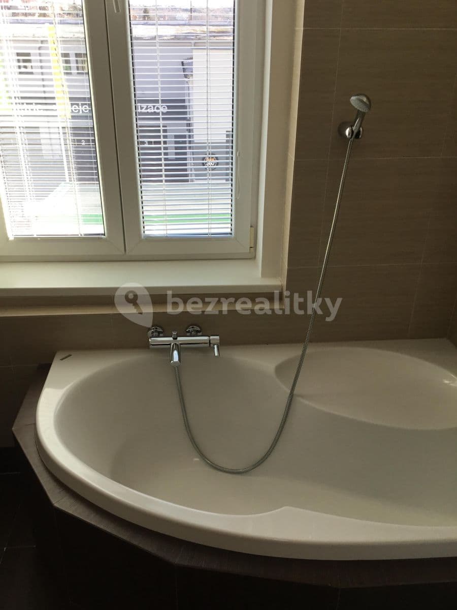 Pronájem bytu 1+kk 31 m², Zenklova, Praha, Praha Pronájem bytu 1+kk 31 m², Zenklova, Praha, Praha