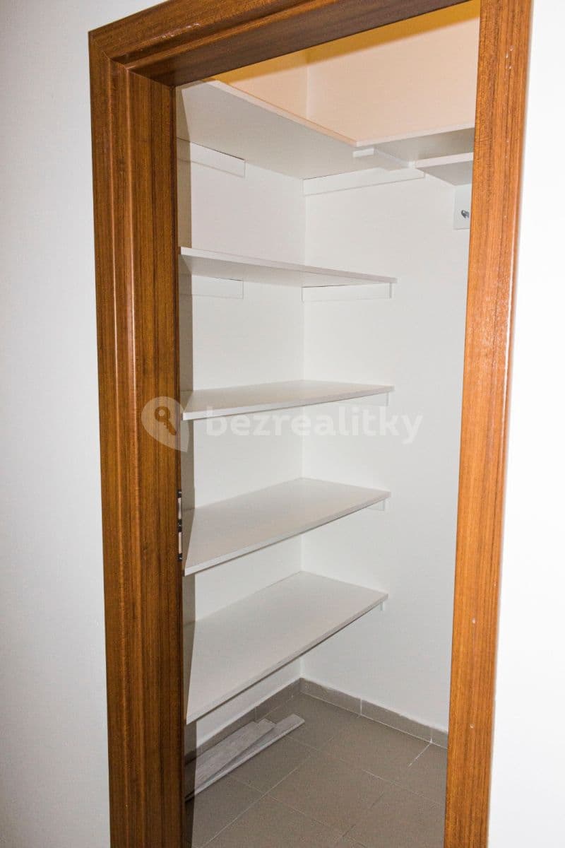 Pronájem bytu 3+kk 90 m², Vstupní, Plzeň, Plzeňský kraj Pronájem bytu 3+kk 90 m², Vstupní, Plzeň, Plzeňský kraj