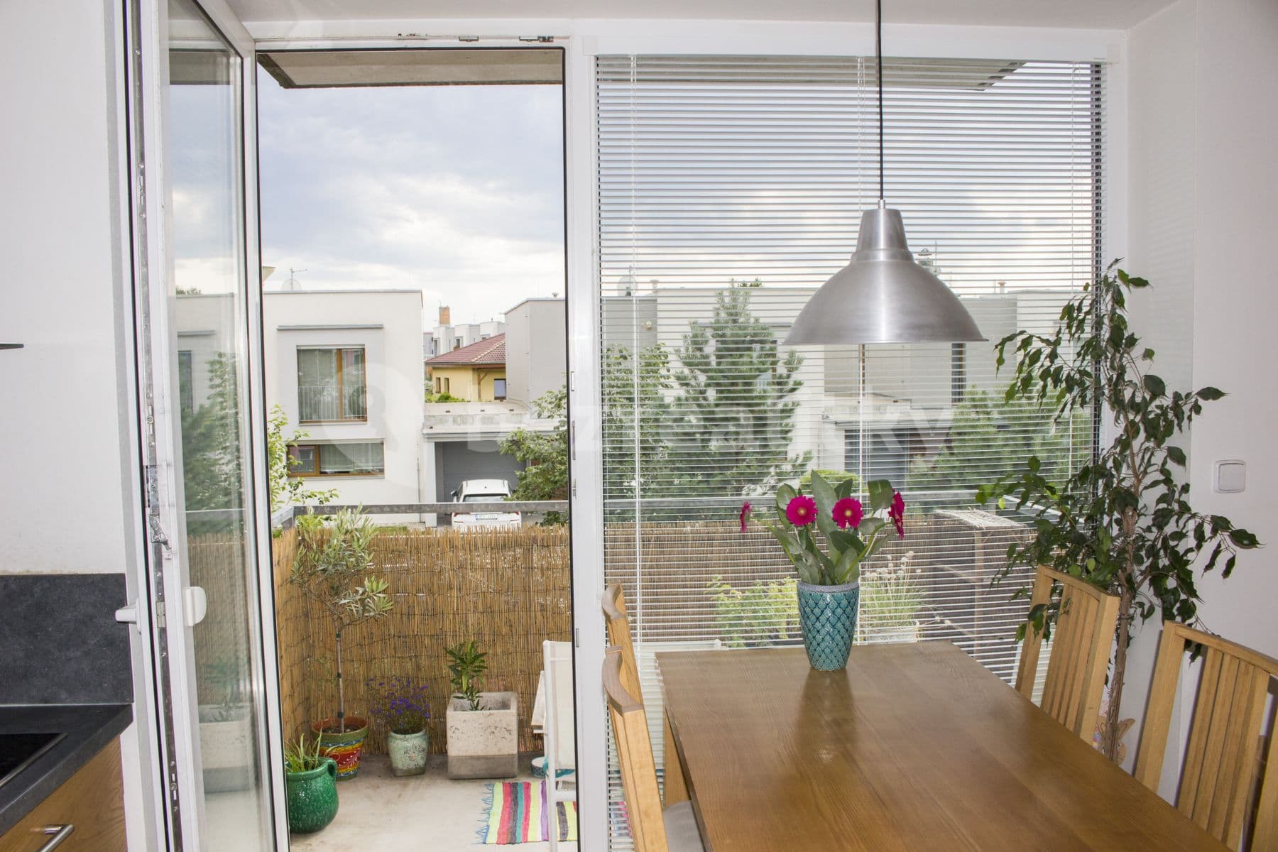 Pronájem bytu 3+kk 90 m², Vstupní, Plzeň, Plzeňský kraj Pronájem bytu 3+kk 90 m², Vstupní, Plzeň, Plzeňský kraj