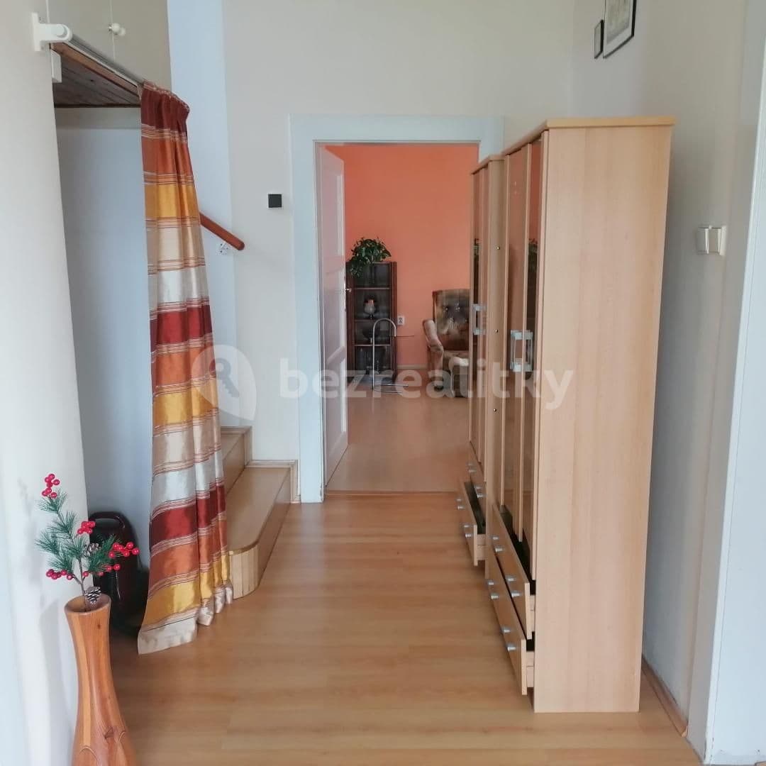 Pronájem domu 135 m², pozemek 800 m², Révová, Mělník, Středočeský kraj Pronájem domu 135 m², pozemek 800 m², Révová, Mělník, Středočeský kraj