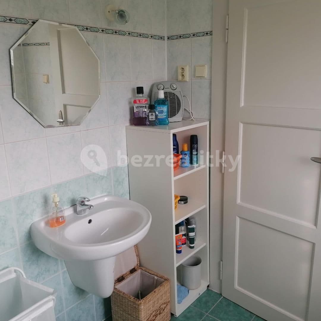 Pronájem domu 135 m², pozemek 800 m², Révová, Mělník, Středočeský kraj Pronájem domu 135 m², pozemek 800 m², Révová, Mělník, Středočeský kraj