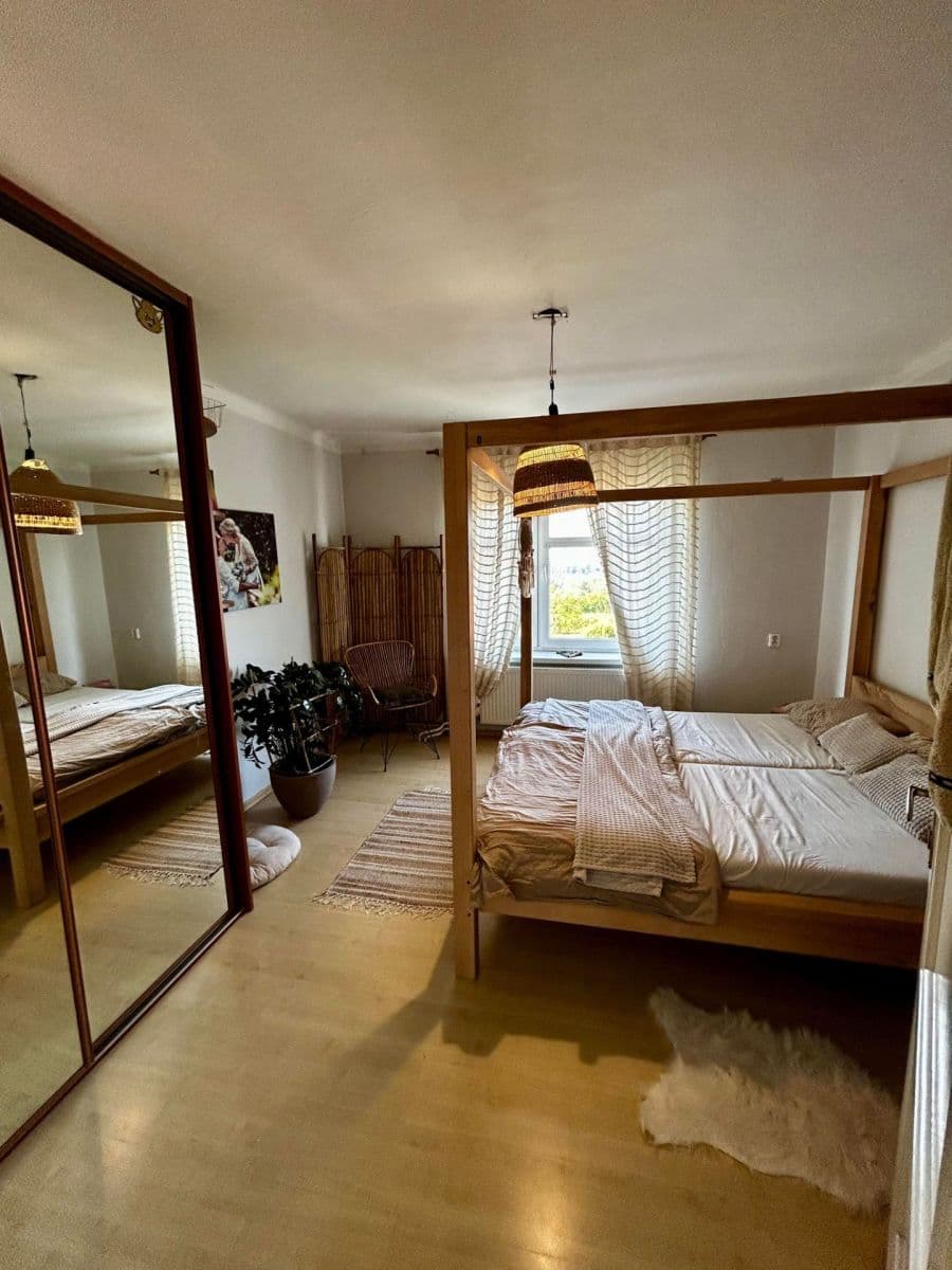 Pronájem domu 135 m², pozemek 800 m², Révová, Mělník, Středočeský kraj Pronájem domu 135 m², pozemek 800 m², Révová, Mělník, Středočeský kraj