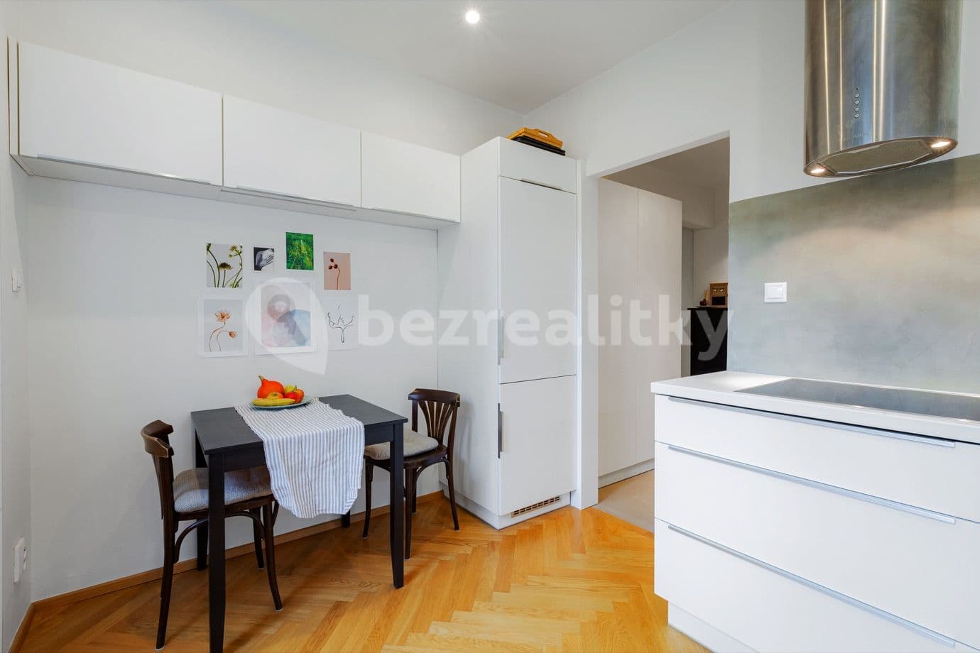 Pronájem bytu 2+1 60 m², Jakutská, Praha, Praha Pronájem bytu 2+1 60 m², Jakutská, Praha, Praha