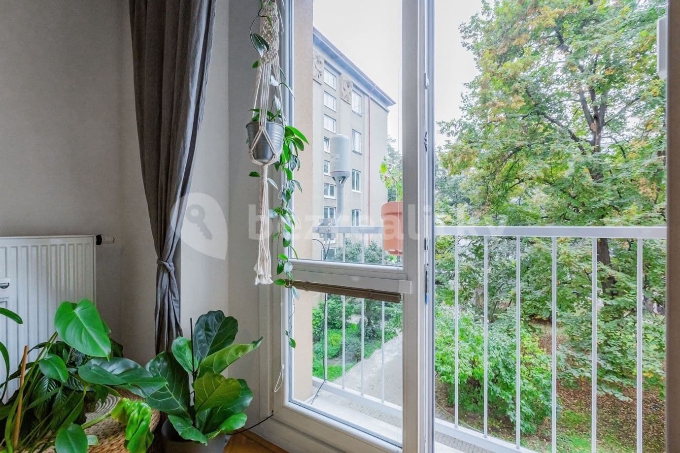 Pronájem bytu 2+1 60 m², Jakutská, Praha, Praha Pronájem bytu 2+1 60 m², Jakutská, Praha, Praha