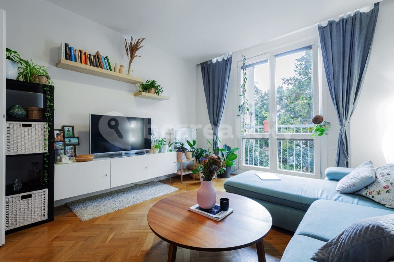 Pronájem bytu 2+1 60 m², Jakutská, Praha, Praha Pronájem bytu 2+1 60 m², Jakutská, Praha, Praha