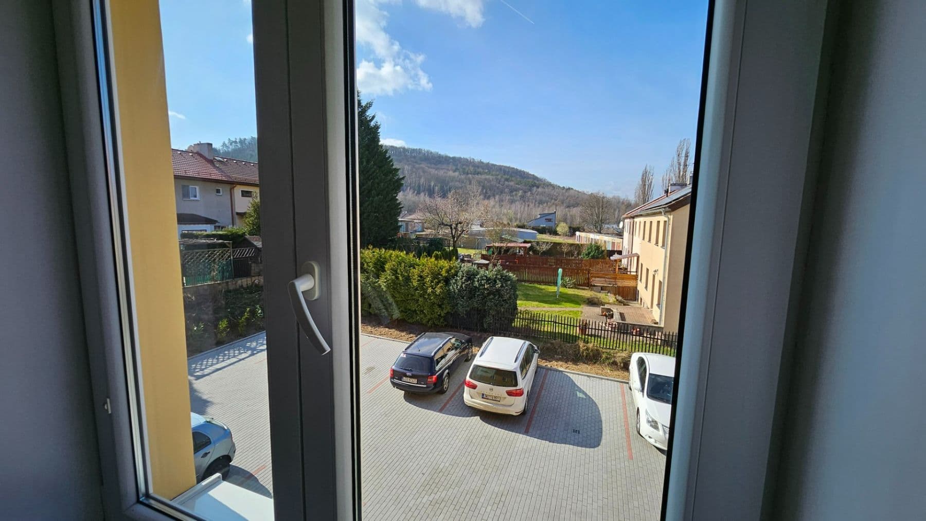 Pronájem bytu 1+1 30 m², Lesní, Most, Ústecký kraj Pronájem bytu 1+1 30 m², Lesní, Most, Ústecký kraj