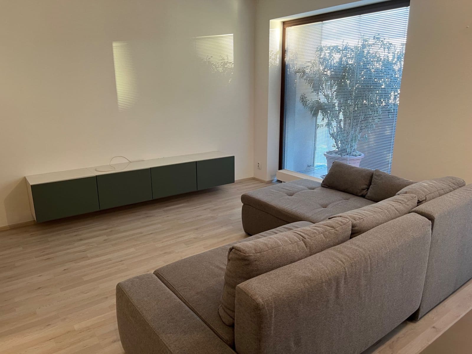 Pronájem bytu 3+kk 81 m², Kigginsova, Brno, Jihomoravský kraj Pronájem bytu 3+kk 81 m², Kigginsova, Brno, Jihomoravský kraj