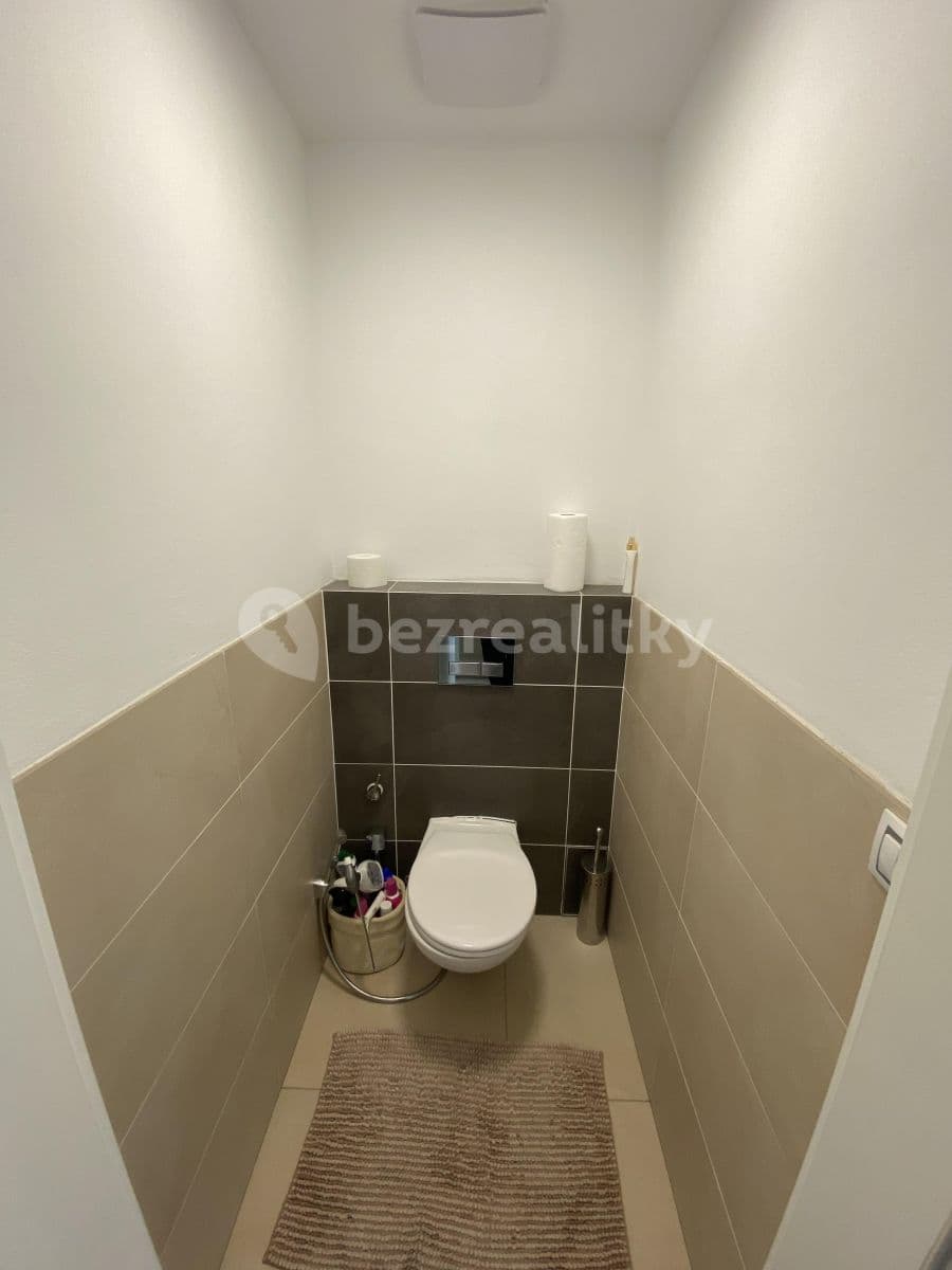 Pronájem bytu 2+kk 46 m², Višňová, Moravany, Jihomoravský kraj Pronájem bytu 2+kk 46 m², Višňová, Moravany, Jihomoravský kraj