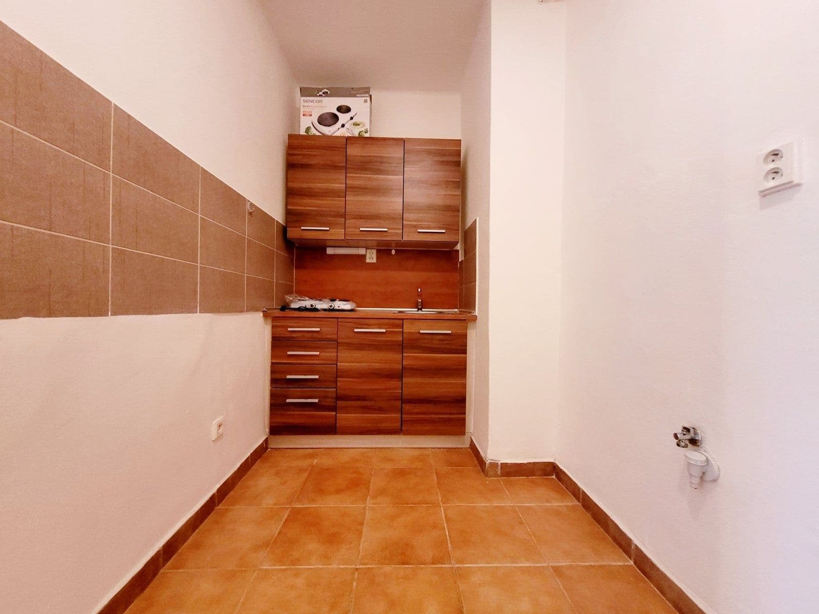 Pronájem bytu 1+kk 19 m², Hlavní třída, Havířov, Moravskoslezský kraj Pronájem bytu 1+kk 19 m², Hlavní třída, Havířov, Moravskoslezský kraj