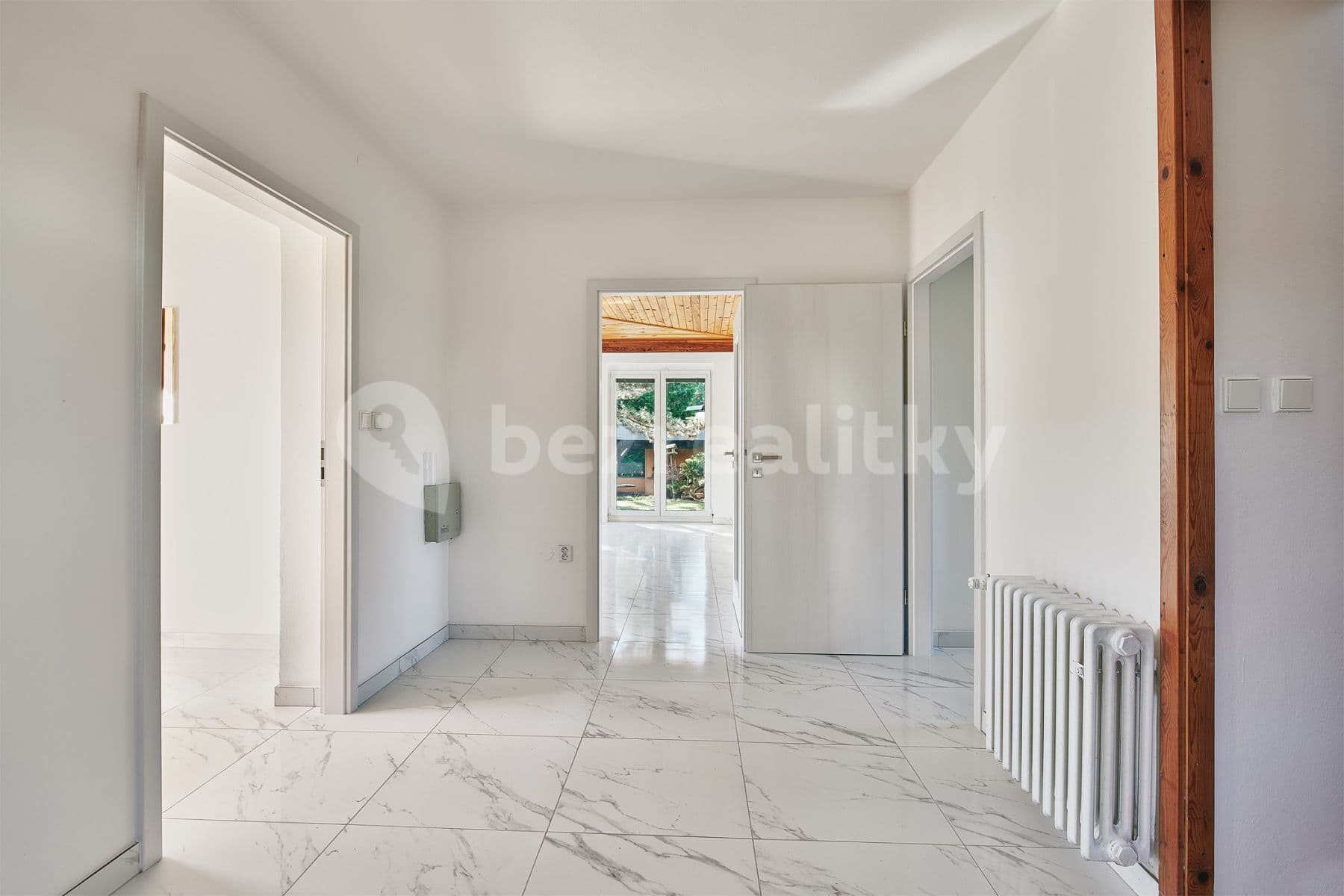 Pronájem domu 330 m², pozemek 800 m², Ke Smrčině, Praha, Praha Pronájem domu 330 m², pozemek 800 m², Ke Smrčině, Praha, Praha