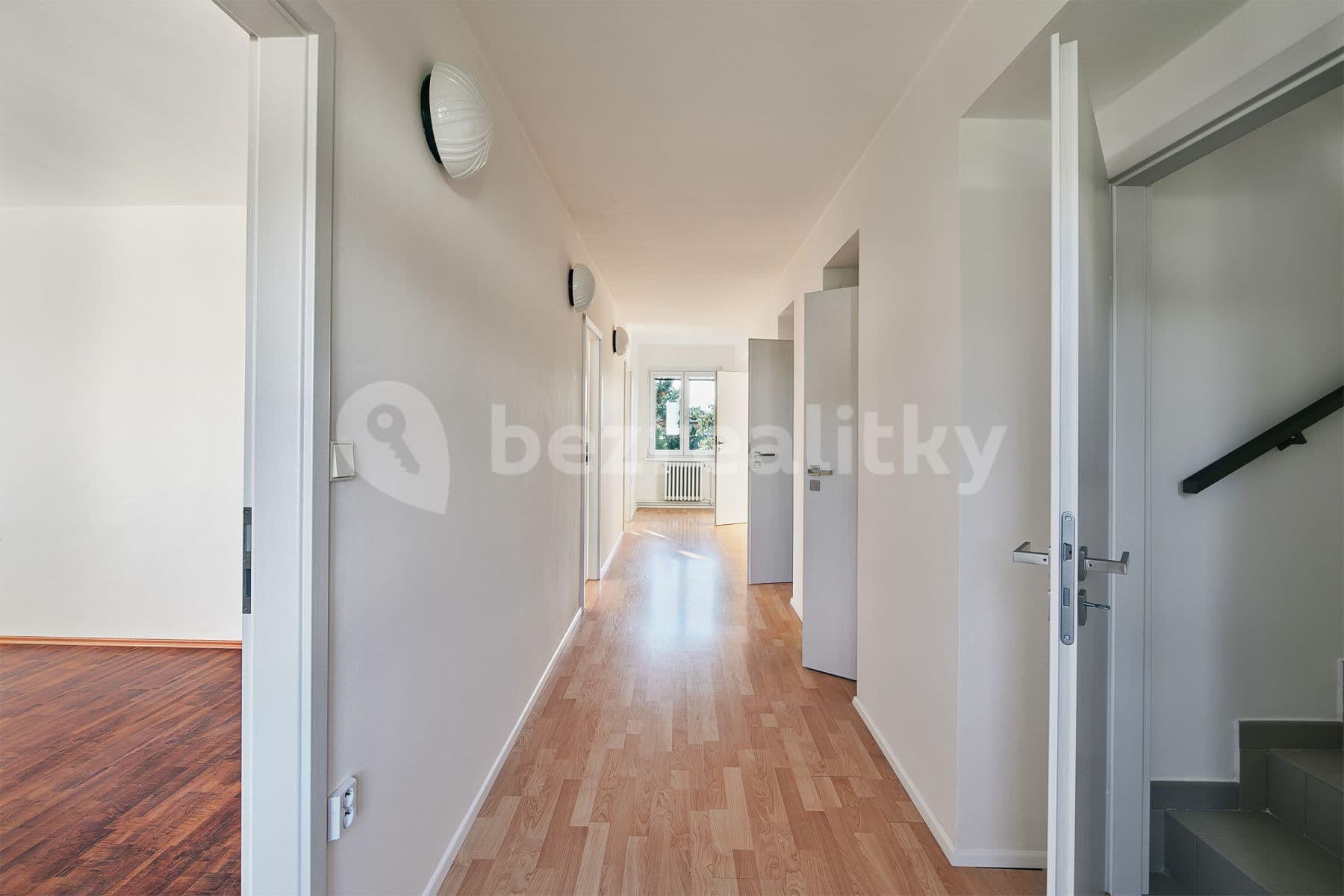 Pronájem domu 330 m², pozemek 800 m², Ke Smrčině, Praha, Praha Pronájem domu 330 m², pozemek 800 m², Ke Smrčině, Praha, Praha