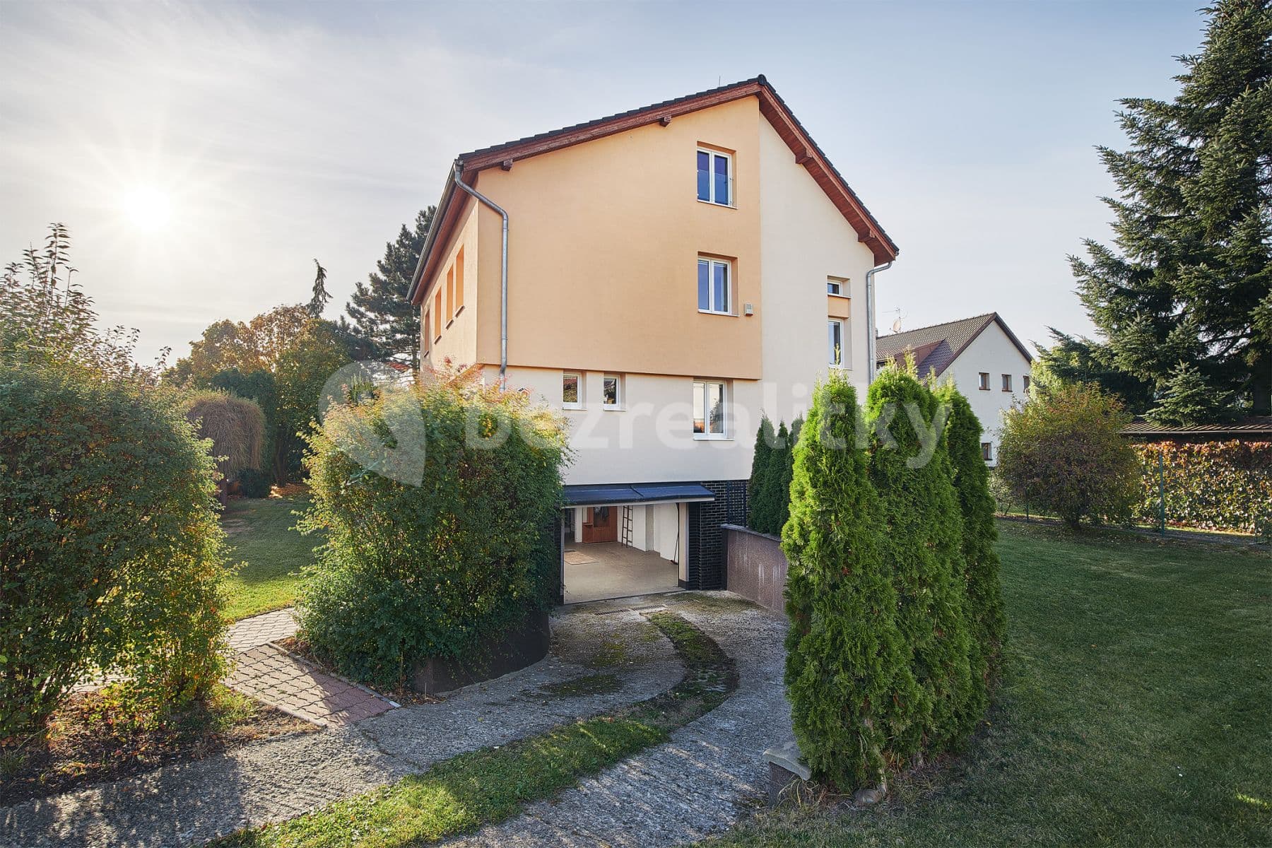 Pronájem domu 330 m², pozemek 800 m², Ke Smrčině, Praha, Praha Pronájem domu 330 m², pozemek 800 m², Ke Smrčině, Praha, Praha