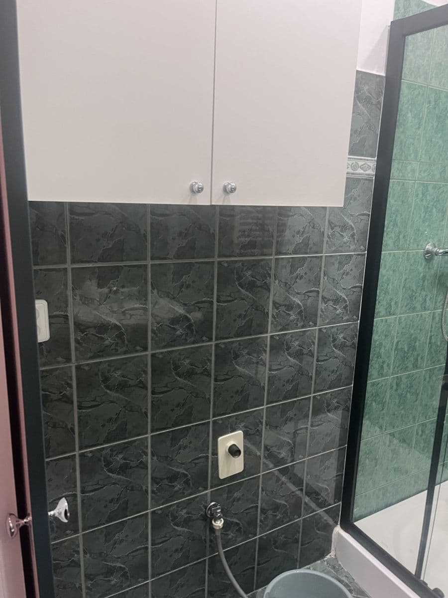 Pronájem bytu 1+1 38 m², Komenského, Karlovy Vary, Karlovarský kraj Pronájem bytu 1+1 38 m², Komenského, Karlovy Vary, Karlovarský kraj