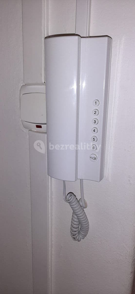 Pronájem bytu 1+1 45 m², U Vlastního krbu, Teplice, Ústecký kraj Pronájem bytu 1+1 45 m², U Vlastního krbu, Teplice, Ústecký kraj