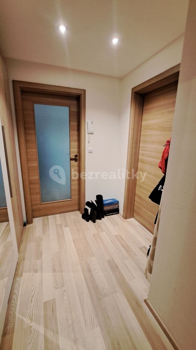 Pronájem bytu 1+kk 40 m², Modrého, Praha, Praha Pronájem bytu 1+kk 40 m², Modrého, Praha, Praha