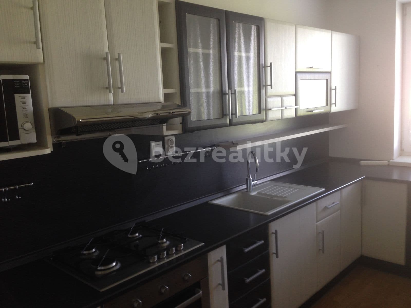 Pronájem bytu 2+1 60 m², M. R. Štefánika, Most pri Bratislave, Bratislavský kraj Pronájem bytu 2+1 60 m², M. R. Štefánika, Most pri Bratislave, Bratislavský kraj