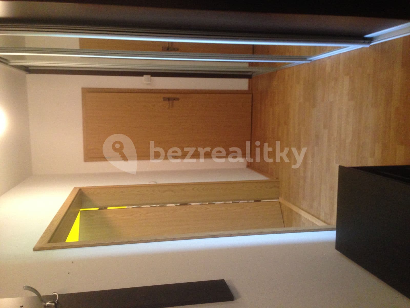 Pronájem bytu 2+1 60 m², M. R. Štefánika, Most pri Bratislave, Bratislavský kraj Pronájem bytu 2+1 60 m², M. R. Štefánika, Most pri Bratislave, Bratislavský kraj