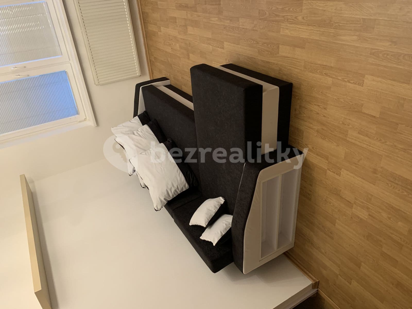 Pronájem bytu 2+1 60 m², M. R. Štefánika, Most pri Bratislave, Bratislavský kraj Pronájem bytu 2+1 60 m², M. R. Štefánika, Most pri Bratislave, Bratislavský kraj