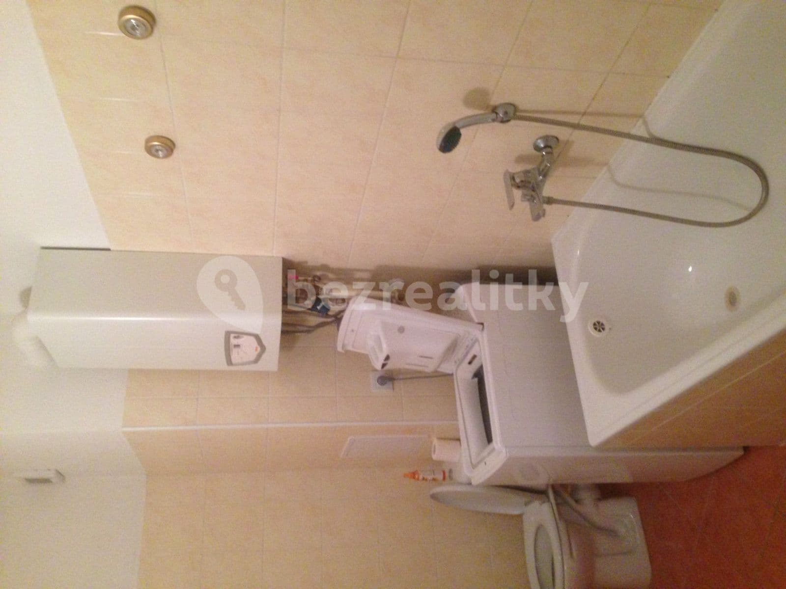Pronájem bytu 2+1 60 m², M. R. Štefánika, Most pri Bratislave, Bratislavský kraj Pronájem bytu 2+1 60 m², M. R. Štefánika, Most pri Bratislave, Bratislavský kraj