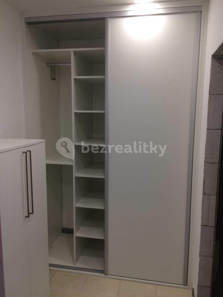 Pronájem bytu 1+1 35 m², V Úžlabině, Praha, Praha Pronájem bytu 1+1 35 m², V Úžlabině, Praha, Praha