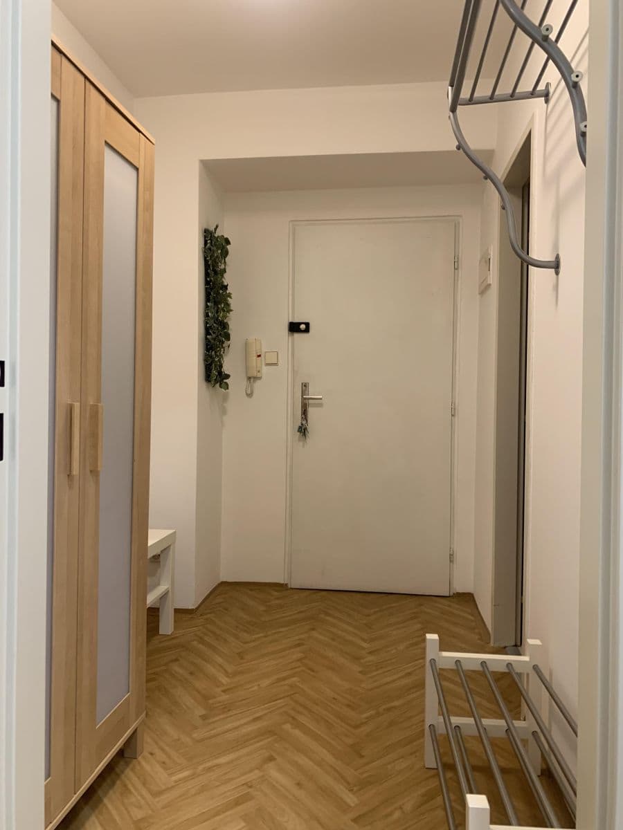 Pronájem bytu 2+kk 47 m², Muchova, Praha, Praha Pronájem bytu 2+kk 47 m², Muchova, Praha, Praha