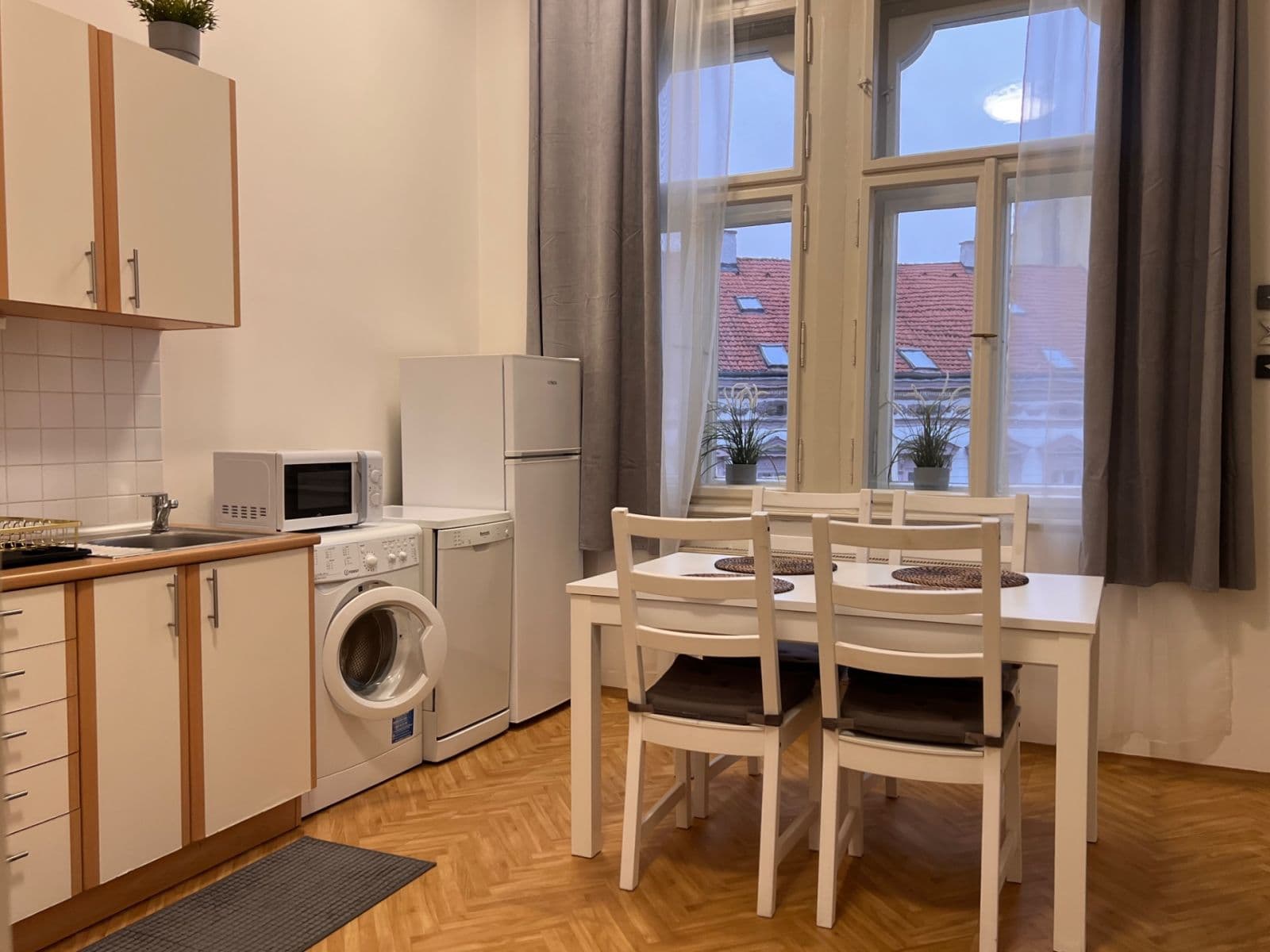 Pronájem bytu 2+kk 47 m², Muchova, Praha, Praha Pronájem bytu 2+kk 47 m², Muchova, Praha, Praha