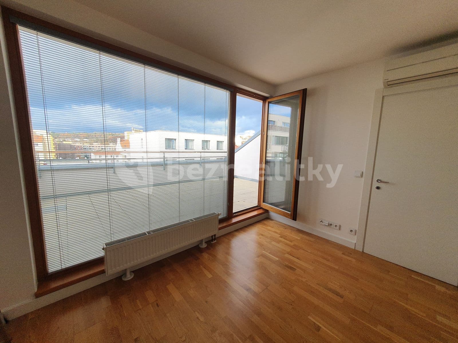 Pronájem bytu 2+kk 70 m², Drahobejlova, Praha, Praha Pronájem bytu 2+kk 70 m², Drahobejlova, Praha, Praha