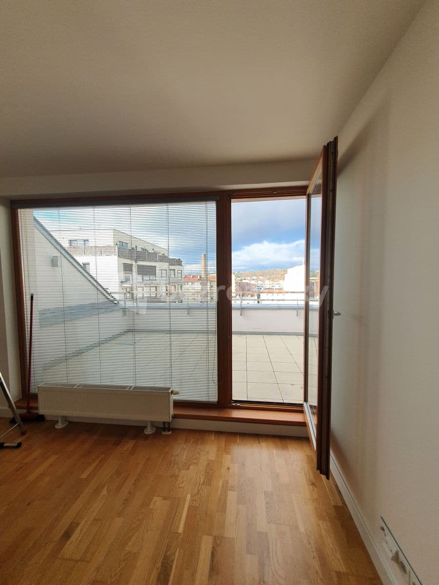 Pronájem bytu 2+kk 70 m², Drahobejlova, Praha, Praha Pronájem bytu 2+kk 70 m², Drahobejlova, Praha, Praha