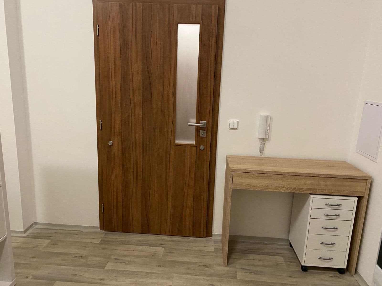 Pronájem bytu 1+kk 33 m², Na Panský, Dolní Břežany, Středočeský kraj Pronájem bytu 1+kk 33 m², Na Panský, Dolní Břežany, Středočeský kraj