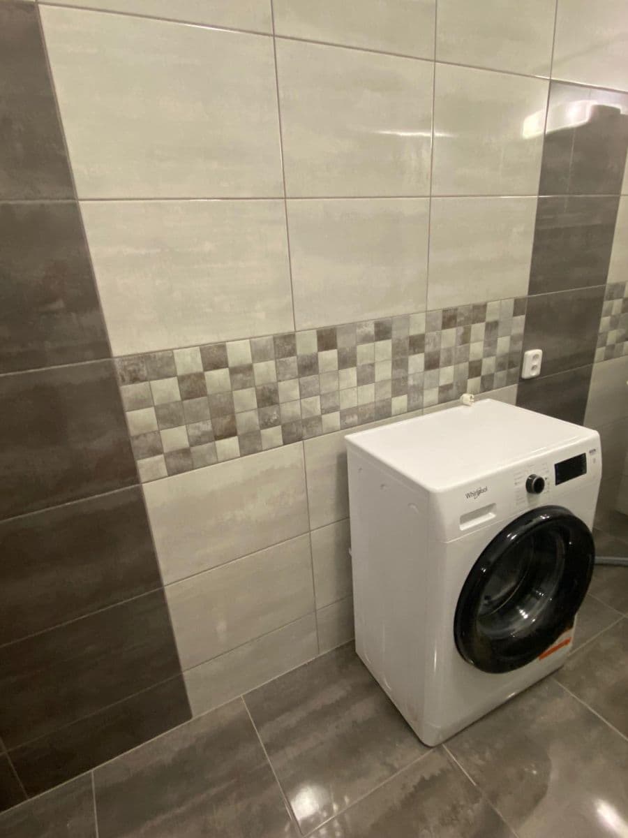 Pronájem bytu 1+kk 33 m², Na Panský, Dolní Břežany, Středočeský kraj Pronájem bytu 1+kk 33 m², Na Panský, Dolní Břežany, Středočeský kraj