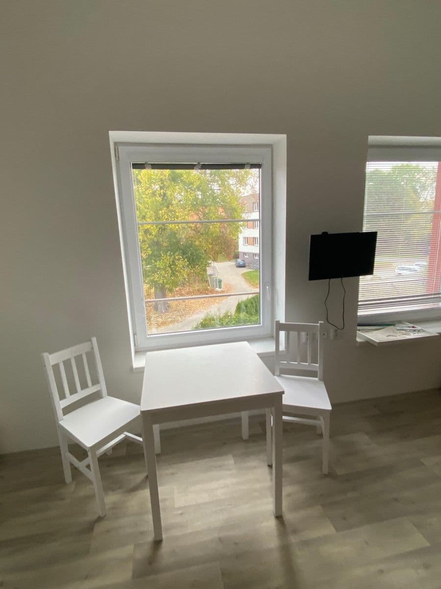 Pronájem bytu 1+kk 33 m², Na Panský, Dolní Břežany, Středočeský kraj Pronájem bytu 1+kk 33 m², Na Panský, Dolní Břežany, Středočeský kraj