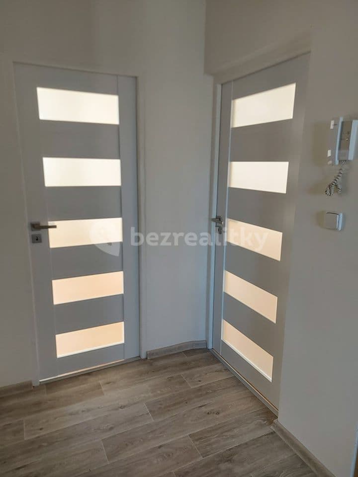 Pronájem bytu 2+1 60 m², Horolezecká, Praha, Praha Pronájem bytu 2+1 60 m², Horolezecká, Praha, Praha