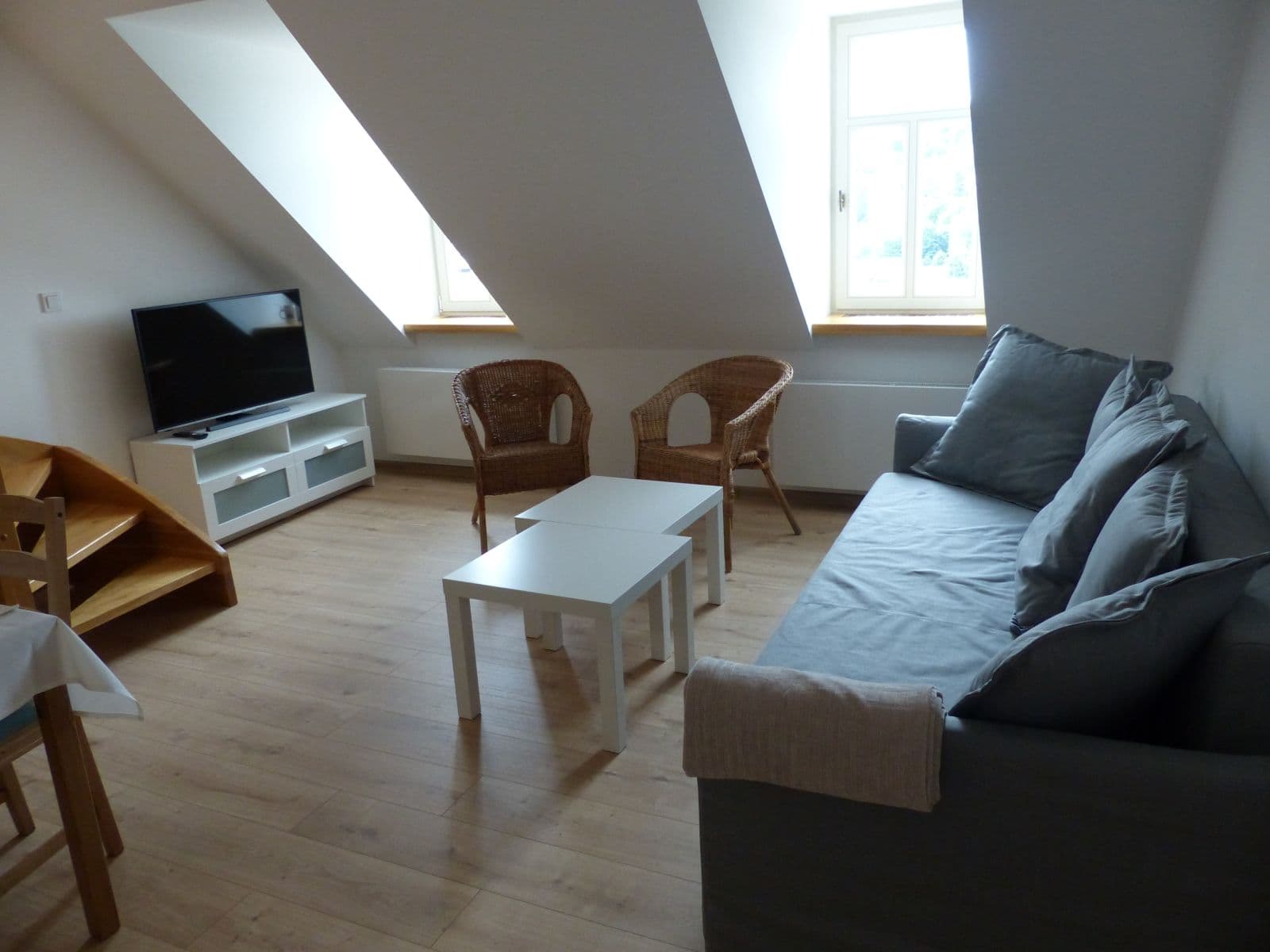 Pronájem bytu 2+1 68 m², Ondřejská, Karlovy Vary, Karlovarský kraj Pronájem bytu 2+1 68 m², Ondřejská, Karlovy Vary, Karlovarský kraj