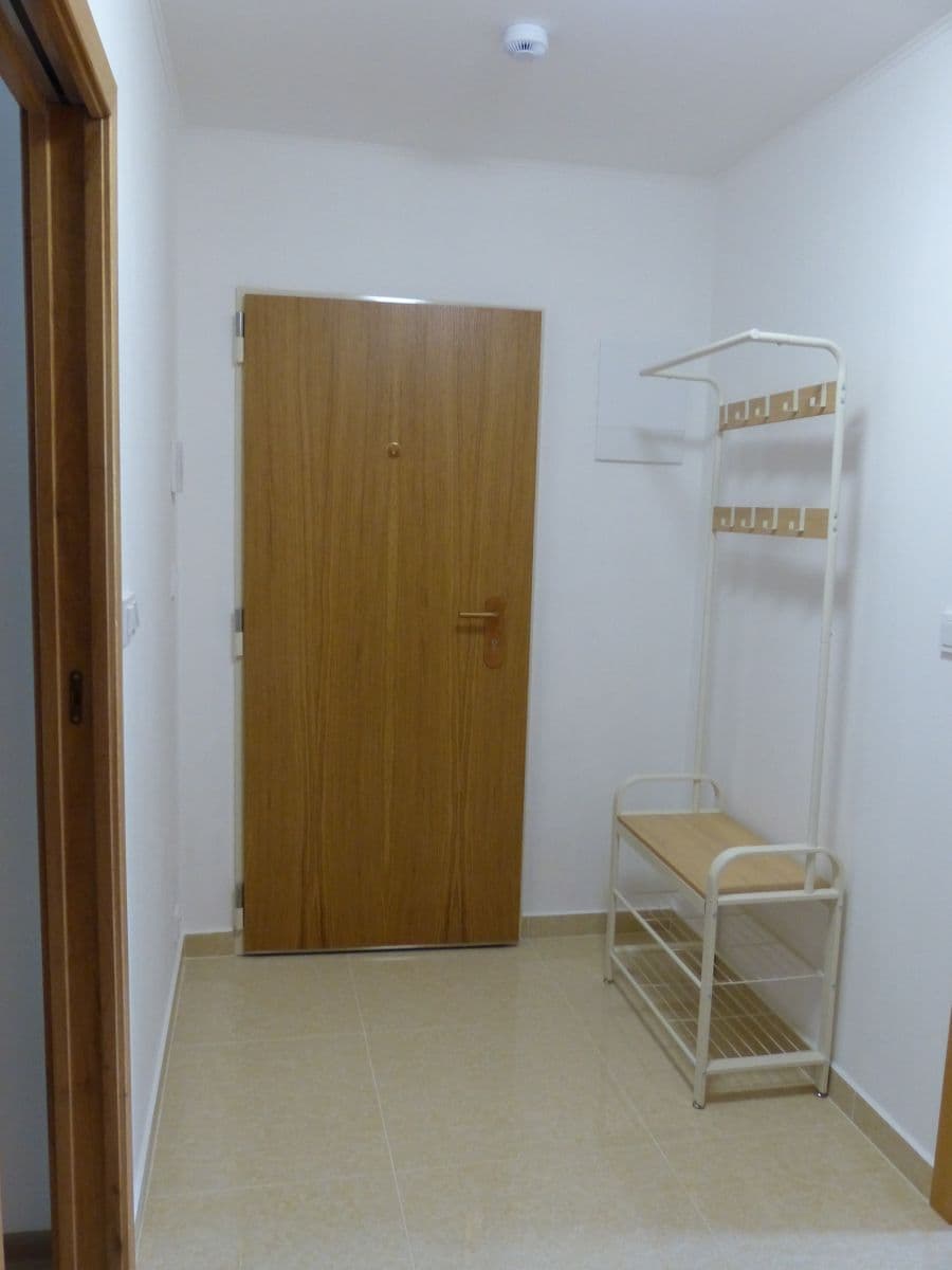 Pronájem bytu 2+1 68 m², Ondřejská, Karlovy Vary, Karlovarský kraj Pronájem bytu 2+1 68 m², Ondřejská, Karlovy Vary, Karlovarský kraj