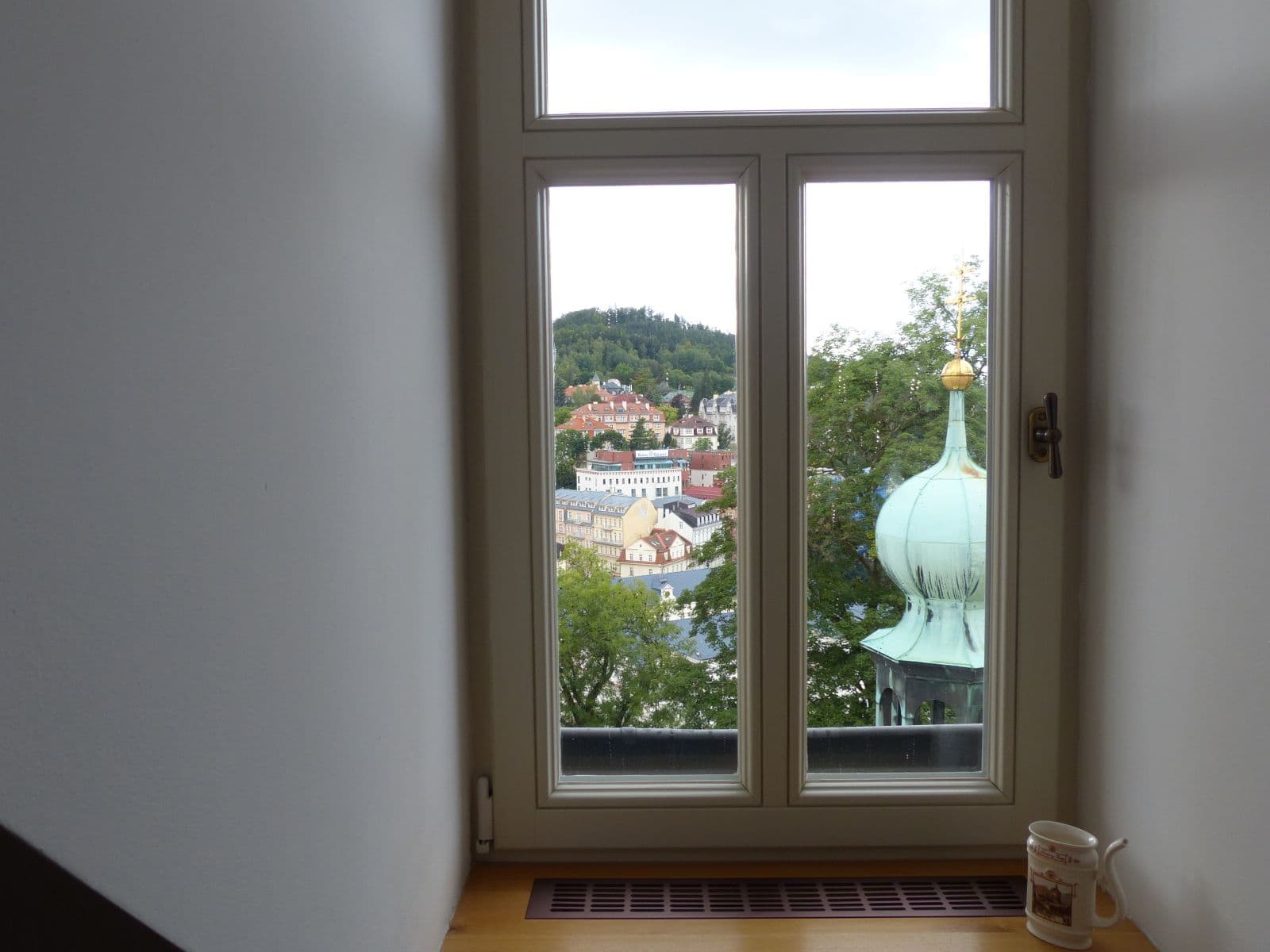 Pronájem bytu 2+1 68 m², Ondřejská, Karlovy Vary, Karlovarský kraj Pronájem bytu 2+1 68 m², Ondřejská, Karlovy Vary, Karlovarský kraj