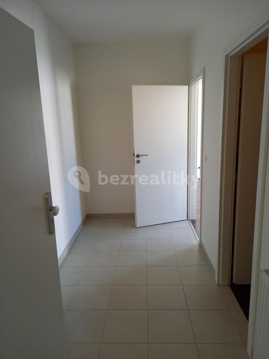 Pronájem bytu 1+kk 34 m², Generála Selnera, Kladno, Středočeský kraj Pronájem bytu 1+kk 34 m², Generála Selnera, Kladno, Středočeský kraj