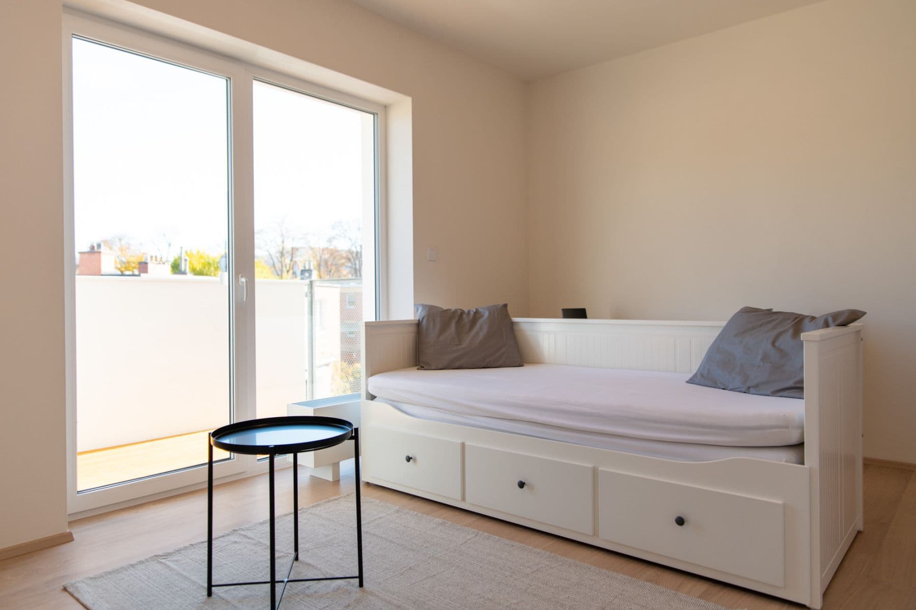 Pronájem bytu 1+kk 30 m², Zálešná II, Zlín, Zlínský kraj Pronájem bytu 1+kk 30 m², Zálešná II, Zlín, Zlínský kraj