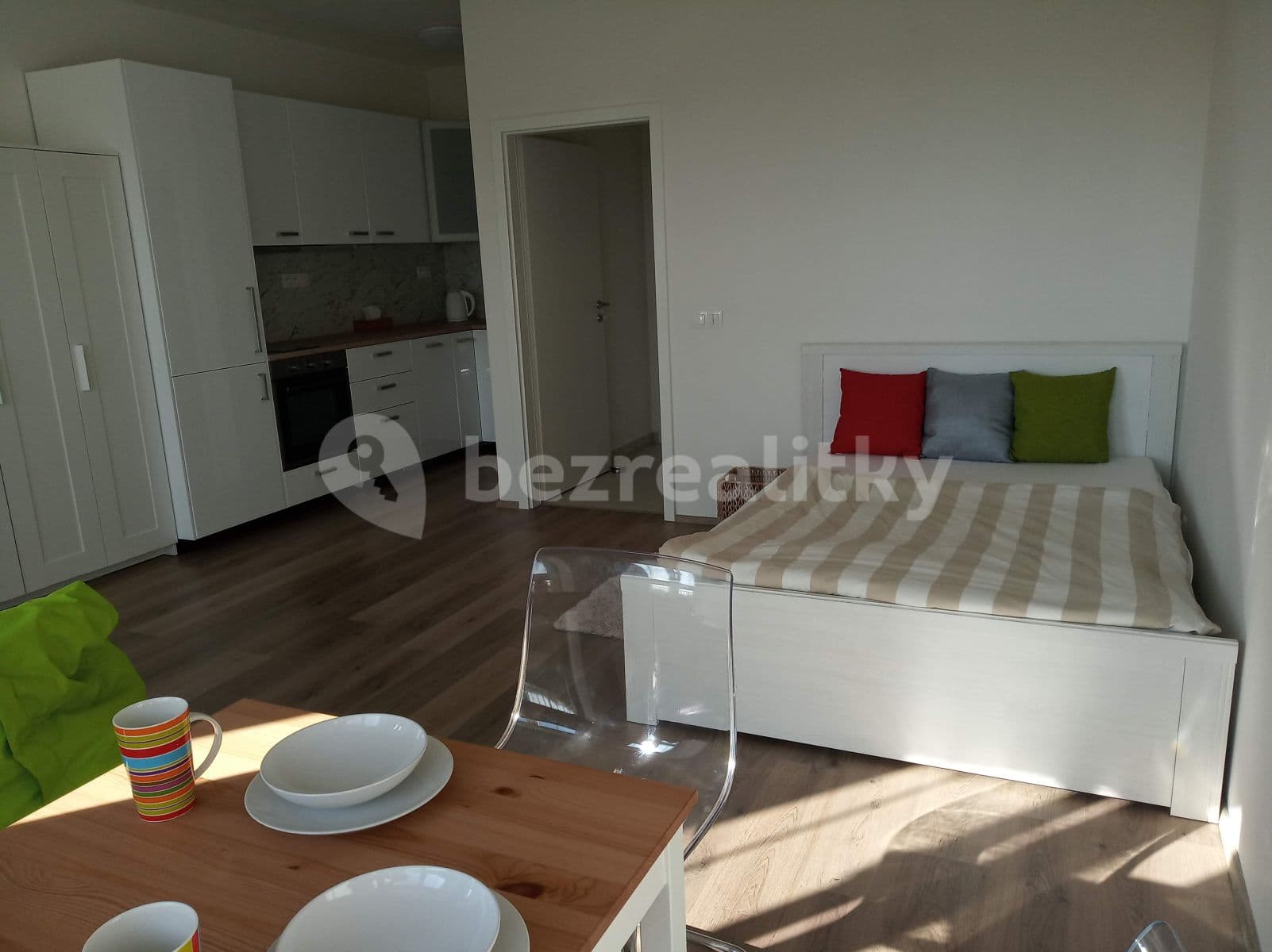 Pronájem bytu 1+kk 39 m², Zátopkova, Milovice, Středočeský kraj Pronájem bytu 1+kk 39 m², Zátopkova, Milovice, Středočeský kraj