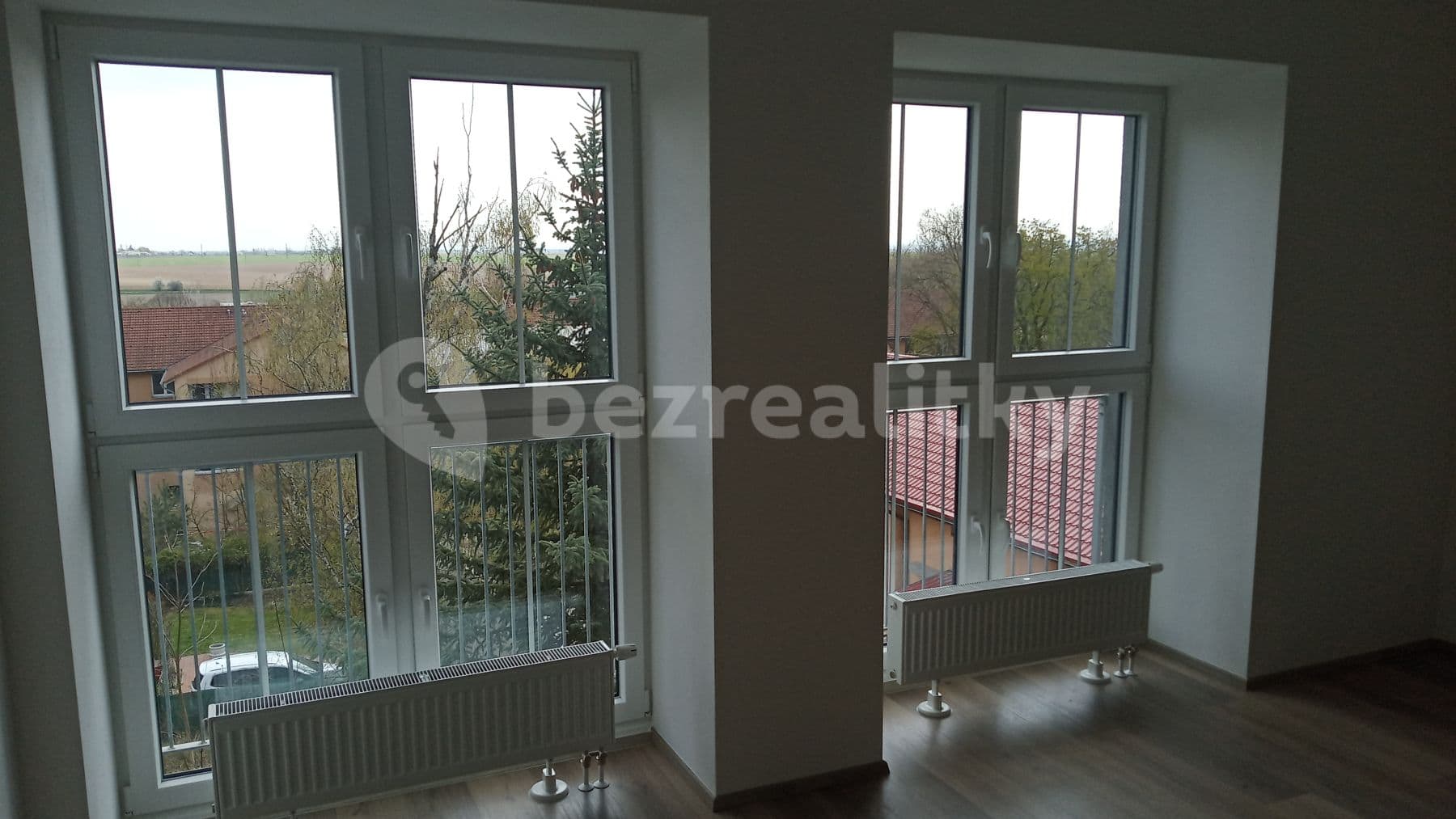 Pronájem bytu 1+kk 39 m², Zátopkova, Milovice, Středočeský kraj Pronájem bytu 1+kk 39 m², Zátopkova, Milovice, Středočeský kraj