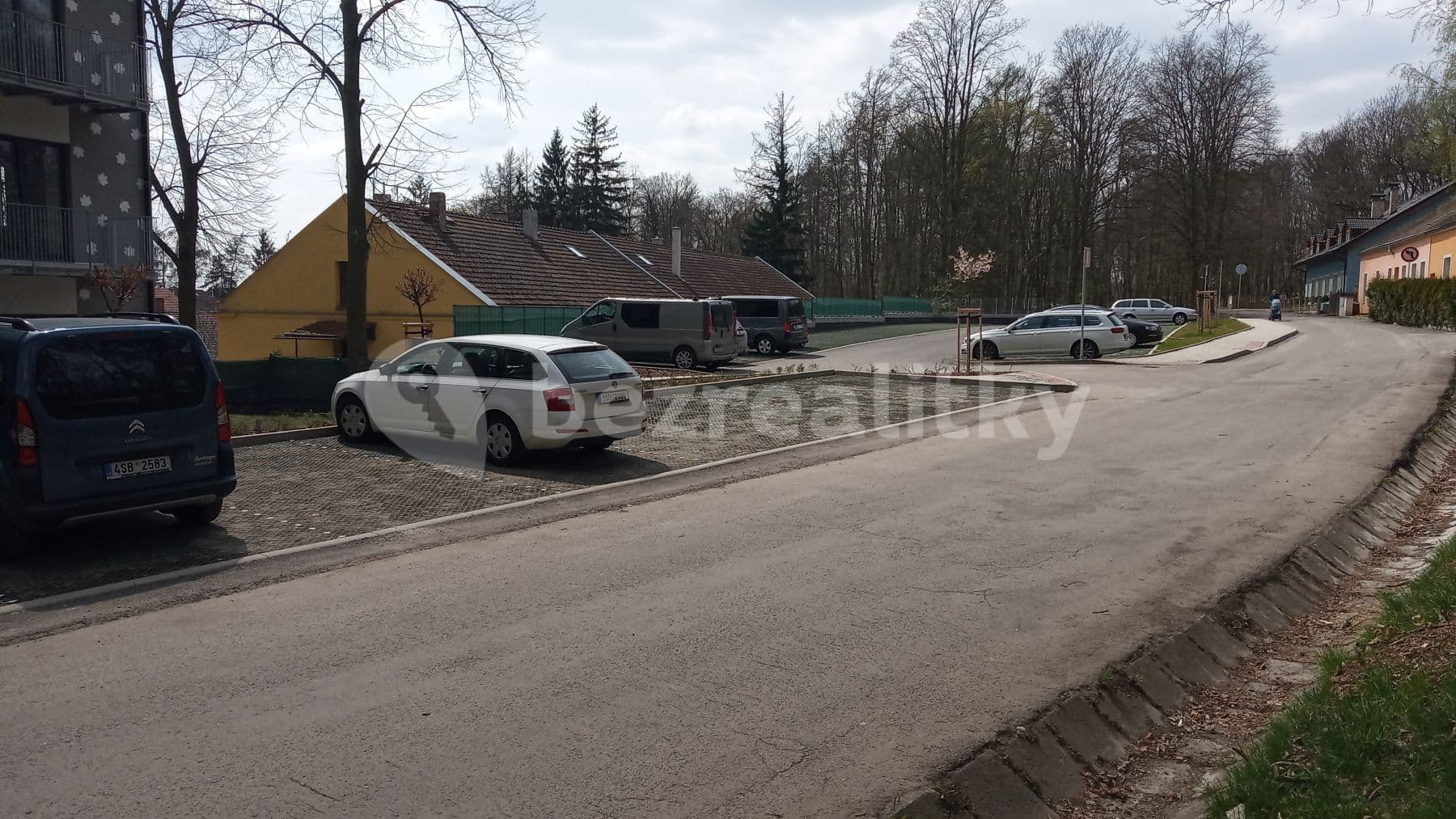 Pronájem bytu 1+kk 39 m², Zátopkova, Milovice, Středočeský kraj Pronájem bytu 1+kk 39 m², Zátopkova, Milovice, Středočeský kraj
