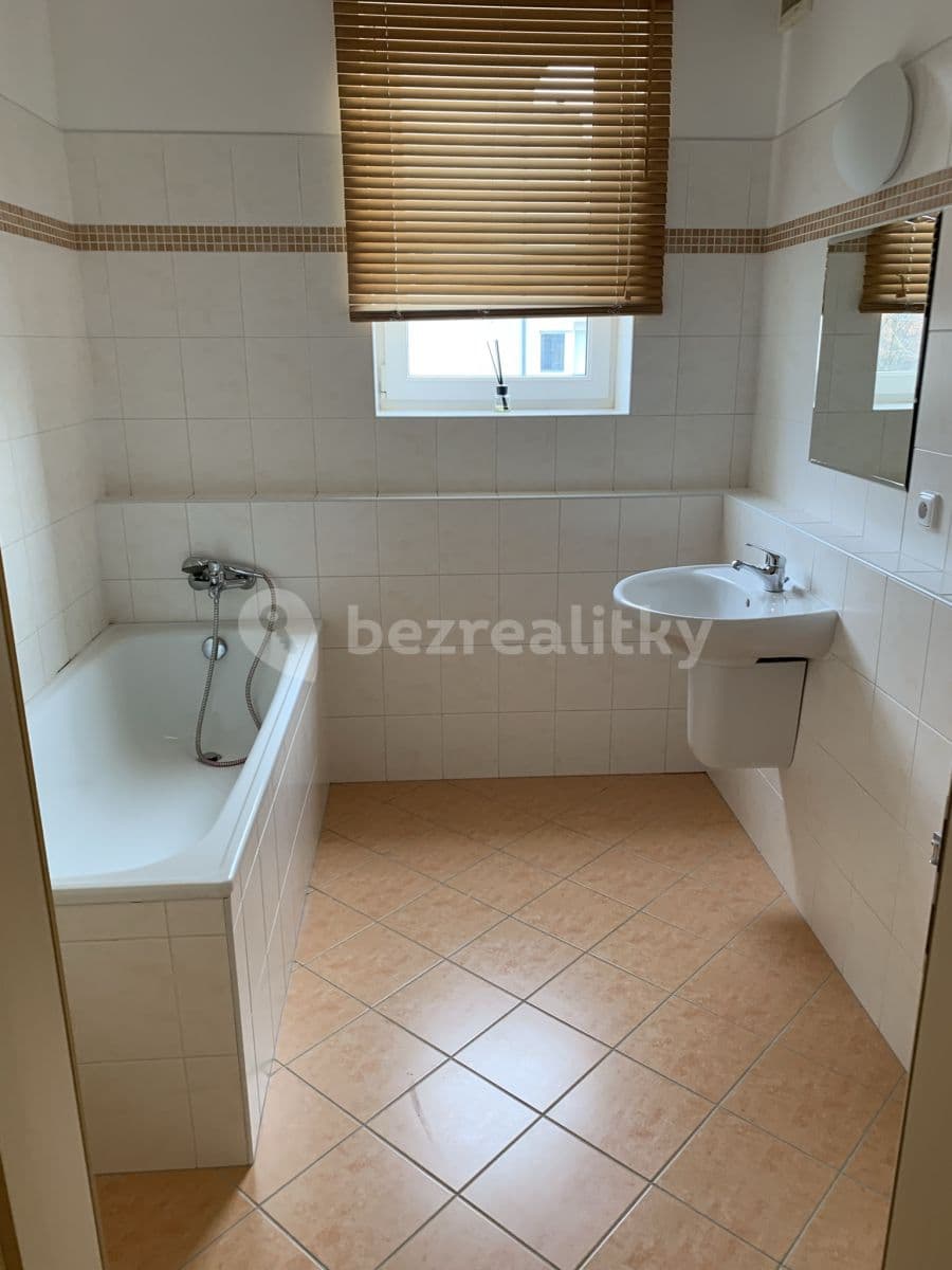 Pronájem bytu 2+kk 64 m², V Újezdech, Brno, Jihomoravský kraj Pronájem bytu 2+kk 64 m², V Újezdech, Brno, Jihomoravský kraj