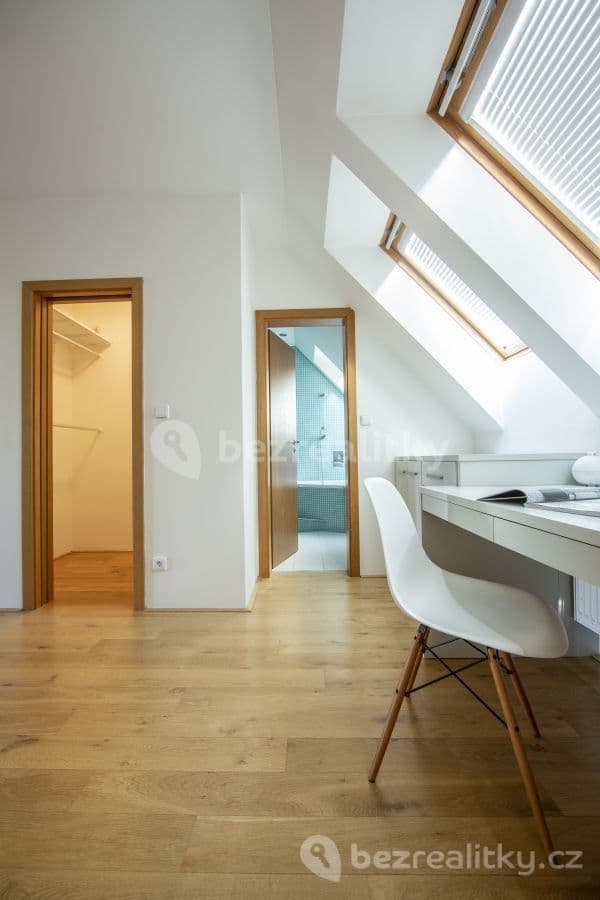 Pronájem bytu 2+kk 56 m², Karlovarská, Praha, Praha Pronájem bytu 2+kk 56 m², Karlovarská, Praha, Praha