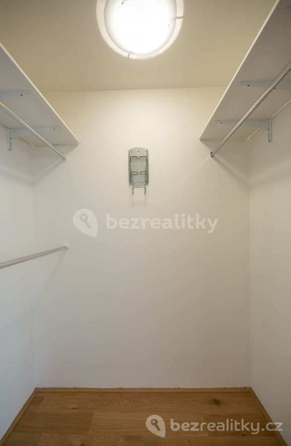 Pronájem bytu 2+kk 56 m², Karlovarská, Praha, Praha Pronájem bytu 2+kk 56 m², Karlovarská, Praha, Praha