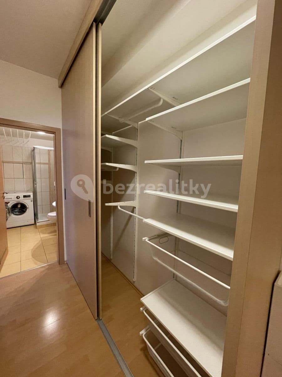 Pronájem bytu 2+kk 39 m², Klíčova, Brno, Jihomoravský kraj Pronájem bytu 2+kk 39 m², Klíčova, Brno, Jihomoravský kraj