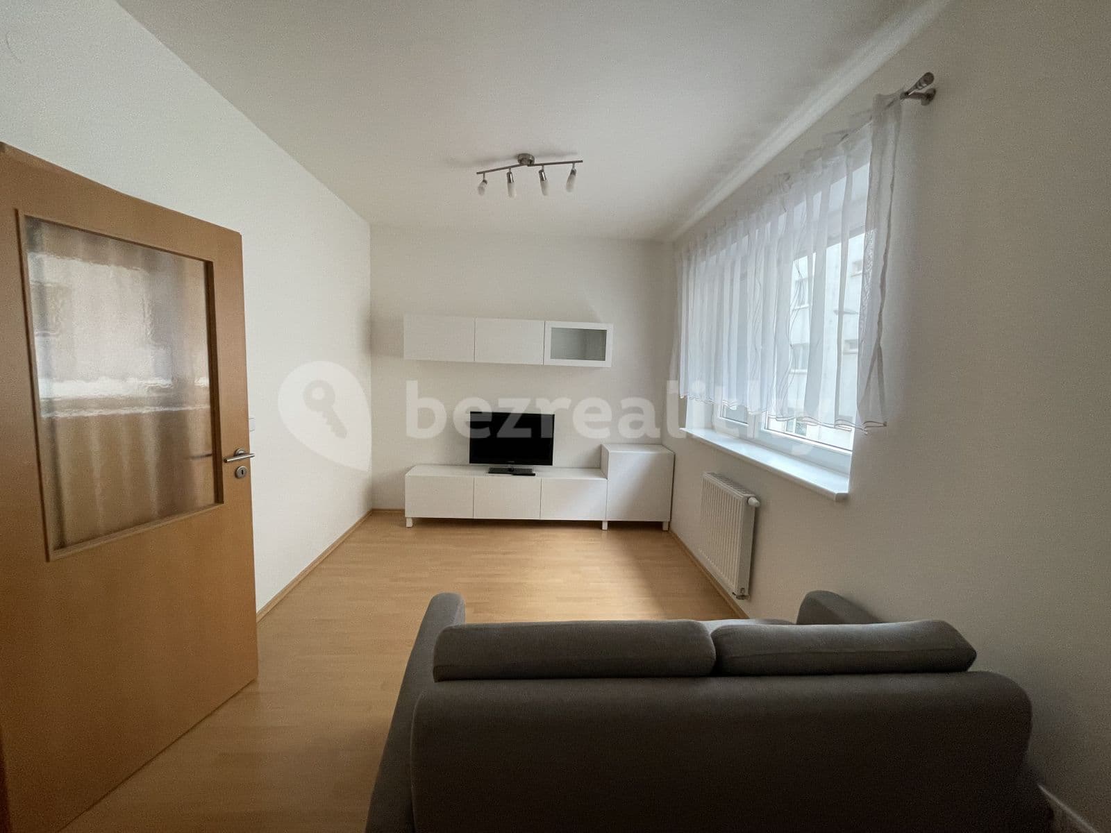 Pronájem bytu 2+kk 39 m², Klíčova, Brno, Jihomoravský kraj Pronájem bytu 2+kk 39 m², Klíčova, Brno, Jihomoravský kraj