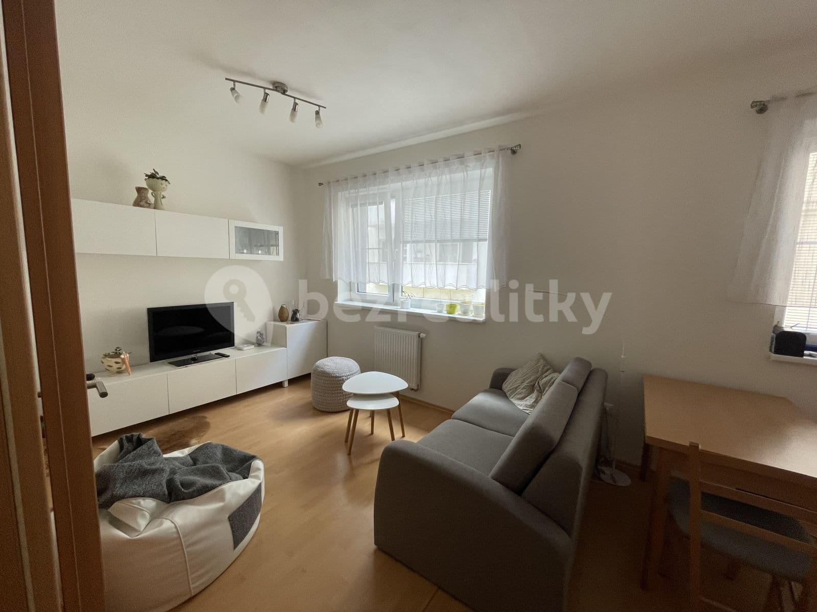 Pronájem bytu 2+kk 39 m², Klíčova, Brno, Jihomoravský kraj Pronájem bytu 2+kk 39 m², Klíčova, Brno, Jihomoravský kraj