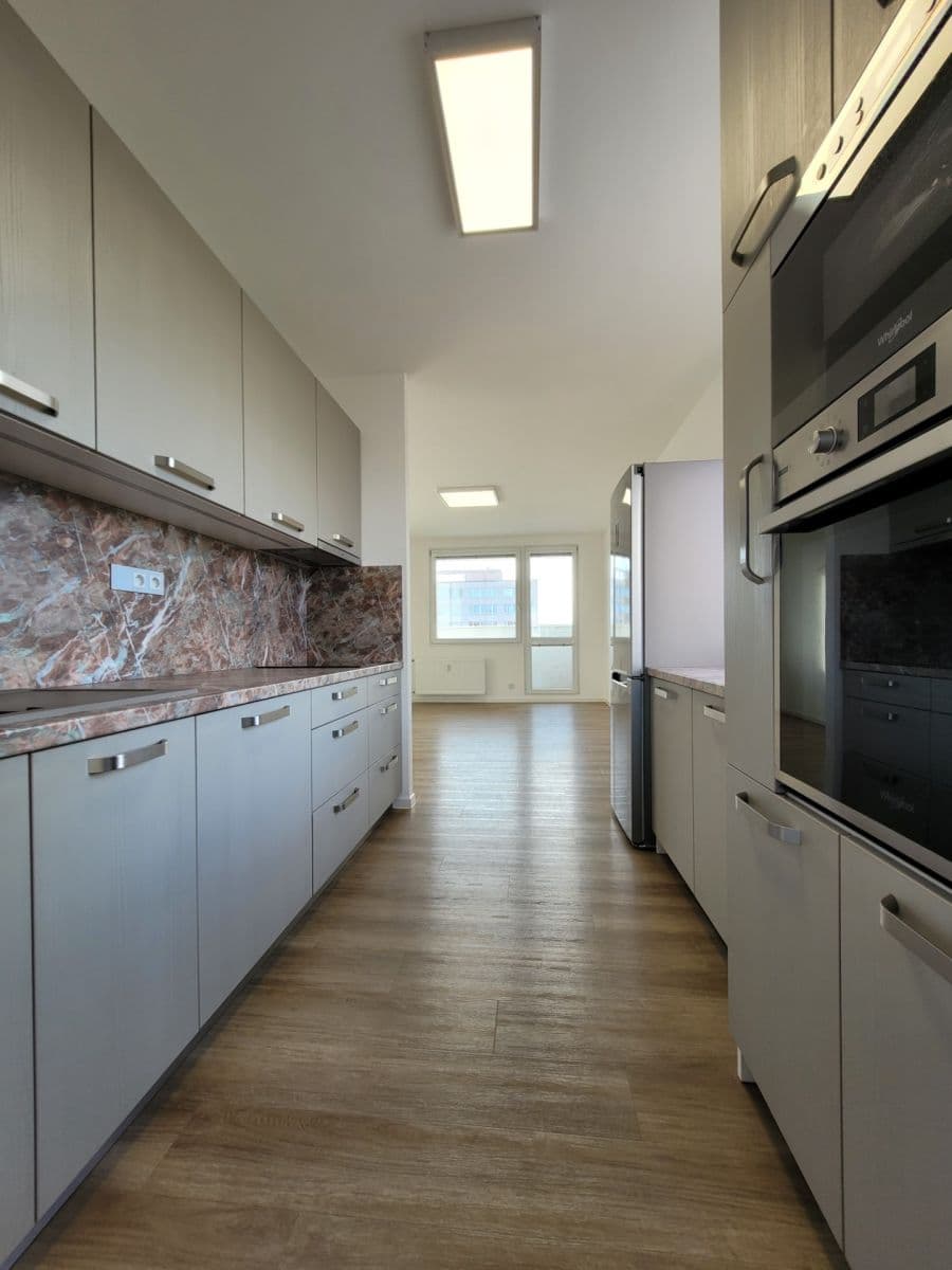 Prodej bytu 4+kk 68 m², Hurbanova, Praha, Praha Prodej bytu 4+kk 68 m², Hurbanova, Praha, Praha