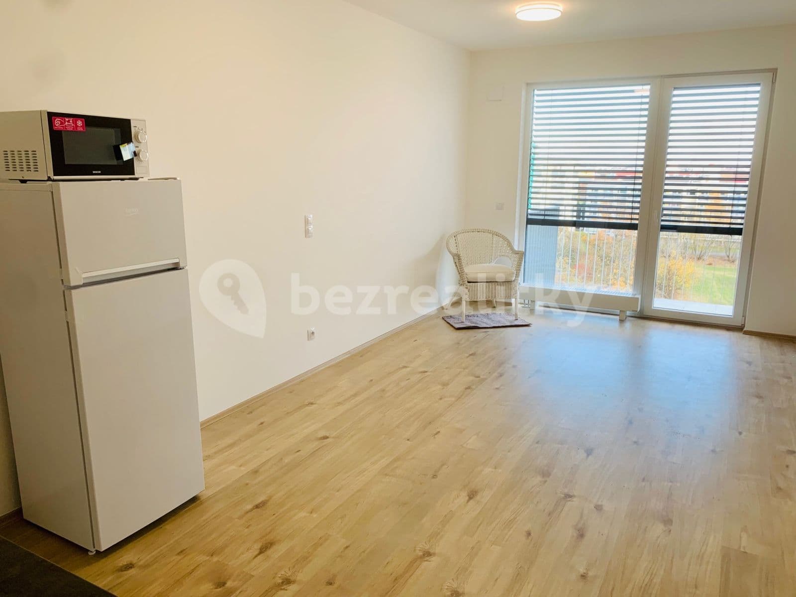 Pronájem bytu 1+kk 35 m², Jurkovičova, Praha, Praha Pronájem bytu 1+kk 35 m², Jurkovičova, Praha, Praha