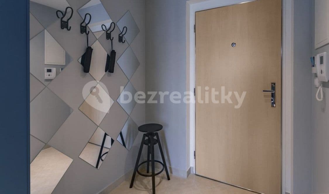 Pronájem bytu 1+kk 35 m², Olšanská, Praha, Praha Pronájem bytu 1+kk 35 m², Olšanská, Praha, Praha